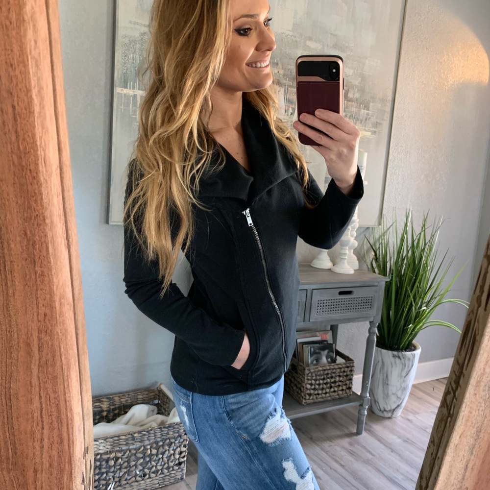 Banana republic black Zip up sweater